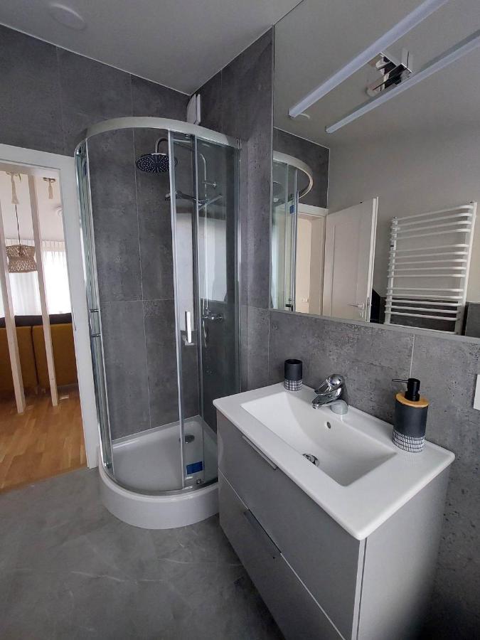 Maple Park Apartment Kowno Zewnętrze zdjęcie